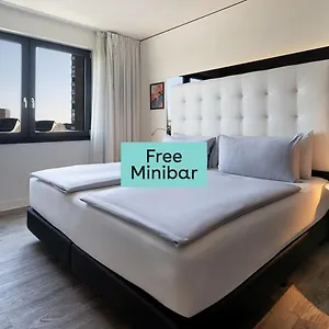 **** Otel Innside By Melia Hafen Almanya