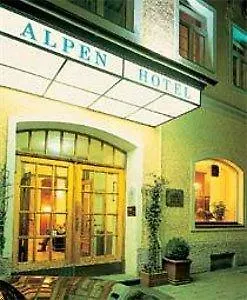 Alpen Hotel München 4*,
