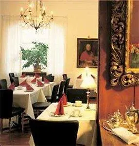 Alpen Hotel München
